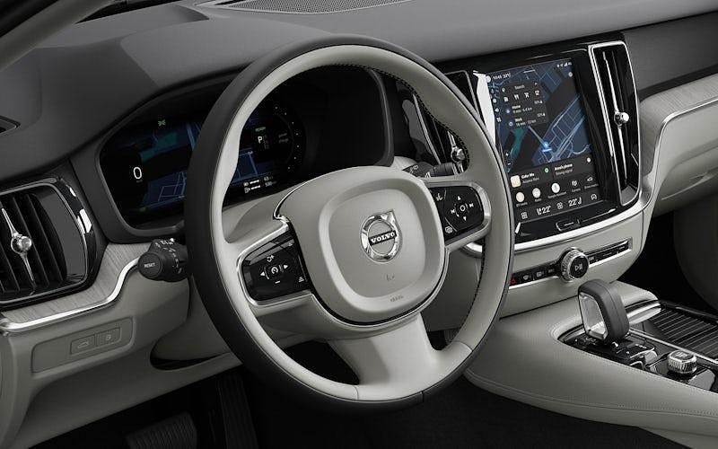 New Volvo V60 Ultra 334 HP (245 kW) 2026 Aurora silver Estate