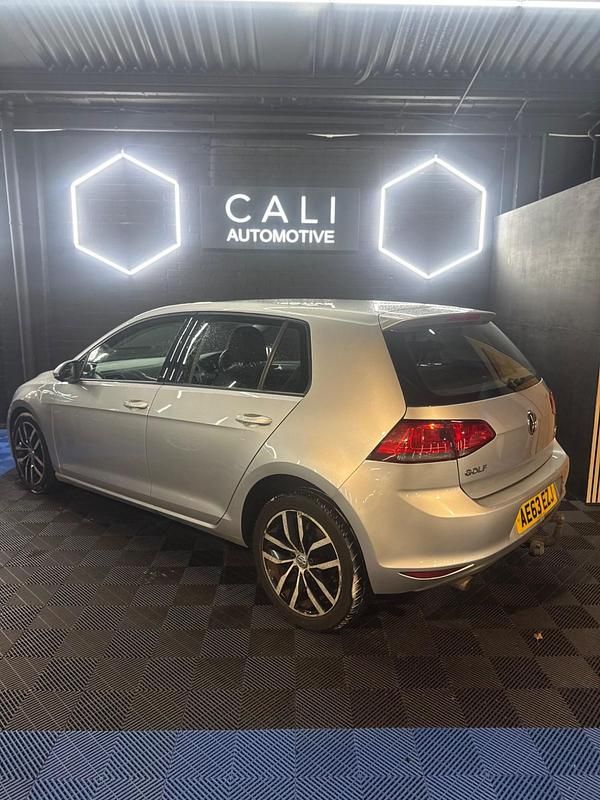 Used VW Golf VII SE 105 HP (77 kW) 2013 Silver Hatchback