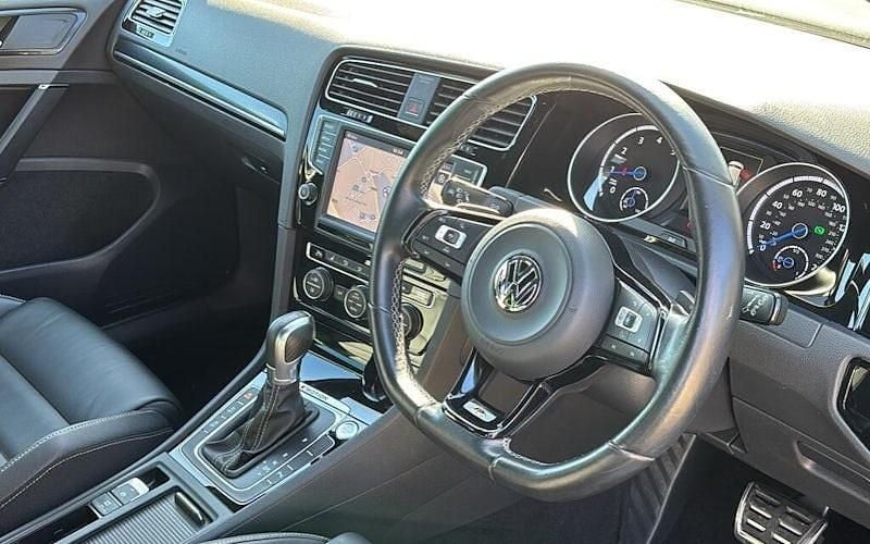 Used 2016 VW Golf VII R Hatchback | £23,999 - Image 1/4