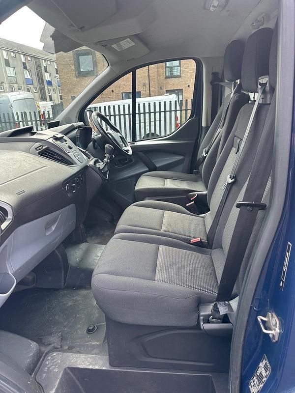 Usado Ford Transit Custom 130 HP (95 kW) 2016 Azul Van