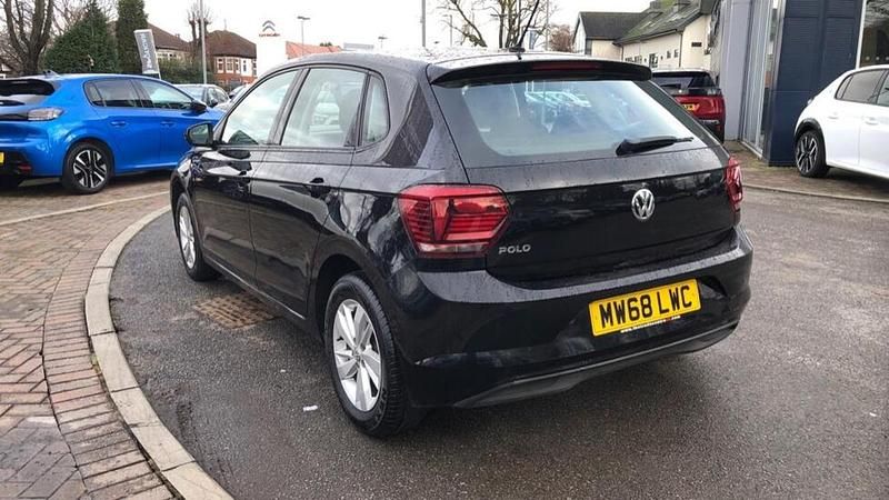 Used VW Polo SE 94 HP (69 kW) 2018 Blue Hatchback