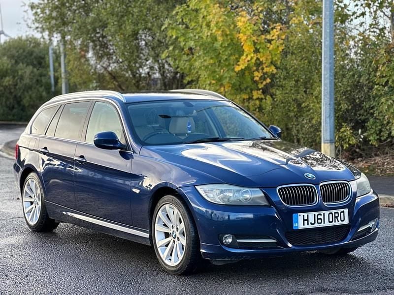 Blue Used 2011 BMW 320 Exclusive Estate | £3,995 (Fair price) - Image 1/4