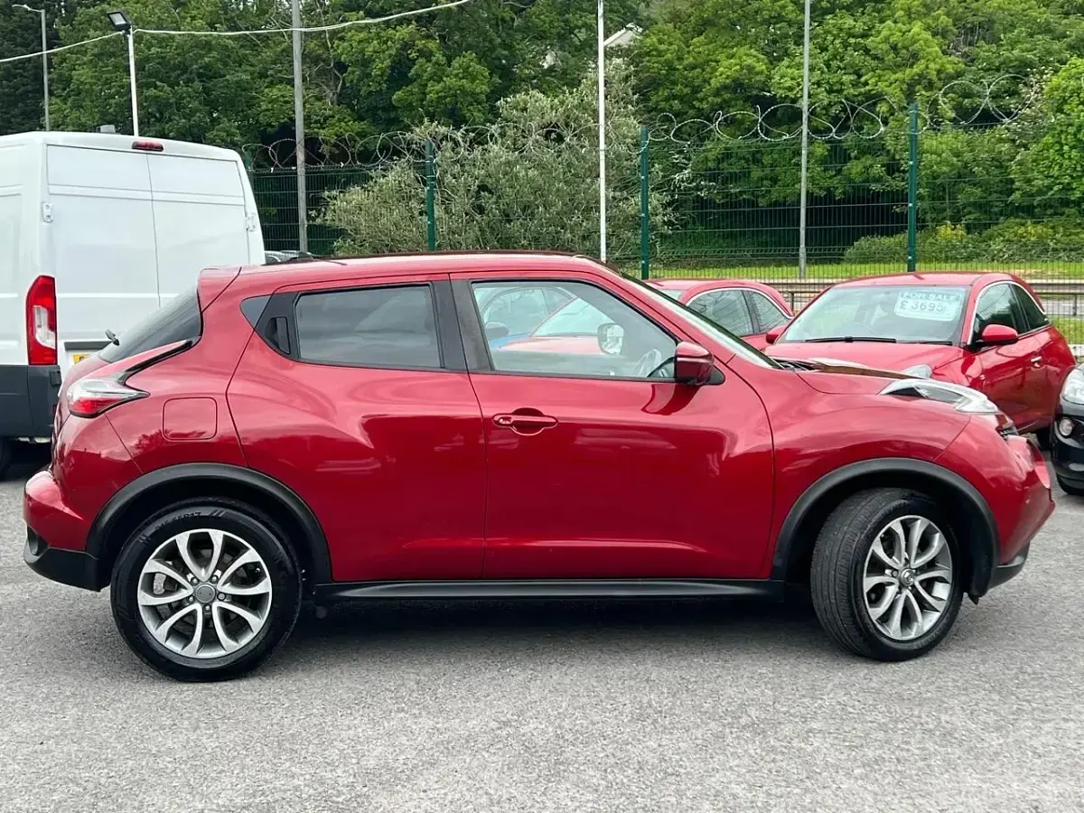 Used Nissan Juke Tekna 2015 Red SUV