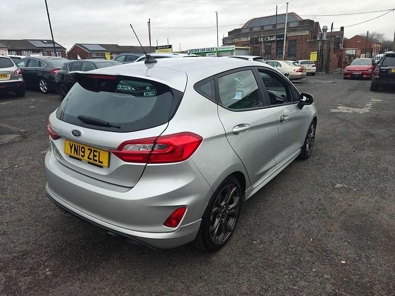 Used Ford Fiesta ST-Line 125 HP (91 kW) 2019 Silver Hatchback