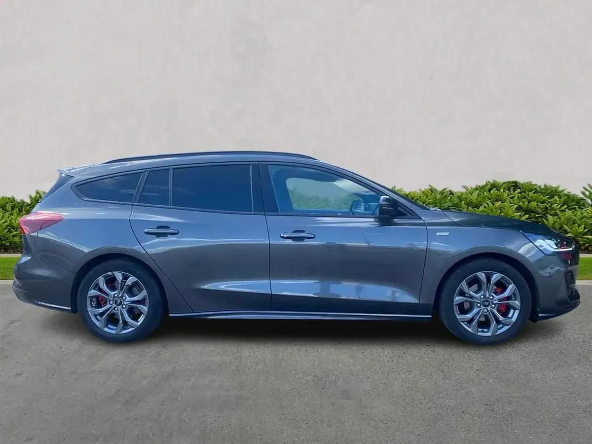 Used Ford Focus ST-Line 2025 Grey Estate