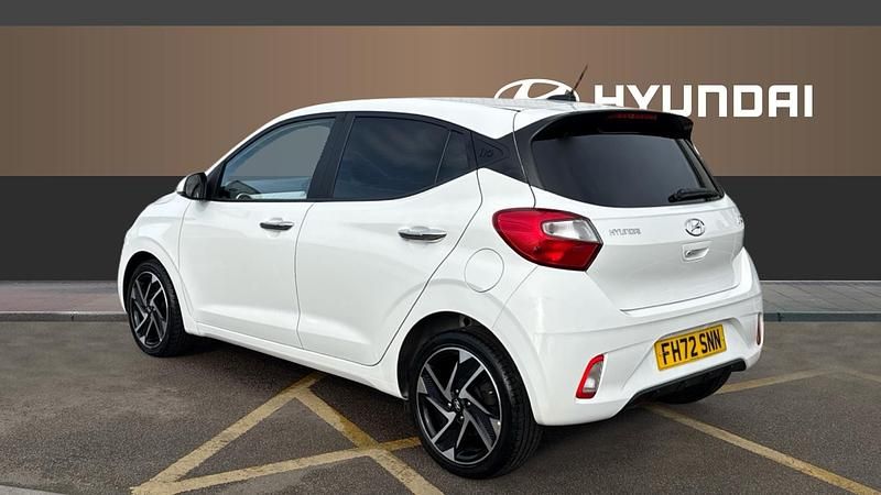 Used Hyundai i10 Premium 67 HP (49 kW) 2023 Other Hatchback