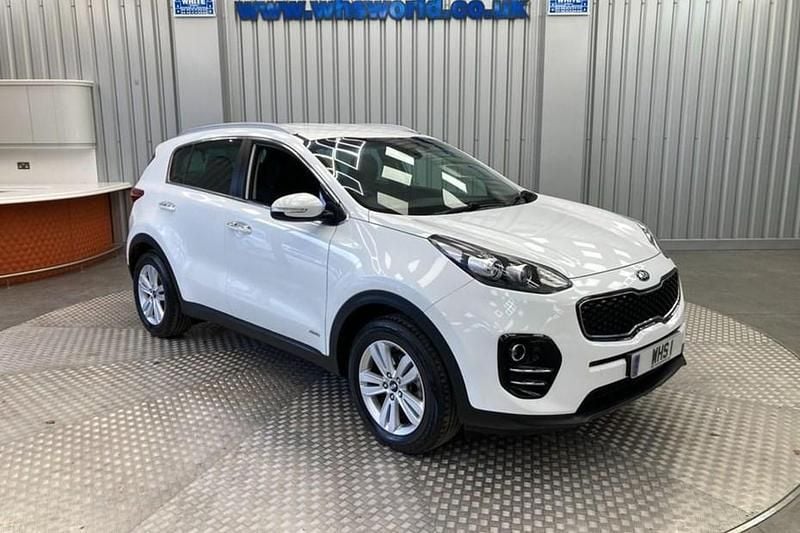 White Used 2017 Kia Sportage 2 SUV | £7,995 (Good price) - Image 1/1