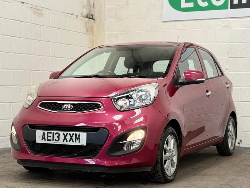 Used Kia Picanto 85 HP (62 kW) 2013 Pink Hatchback