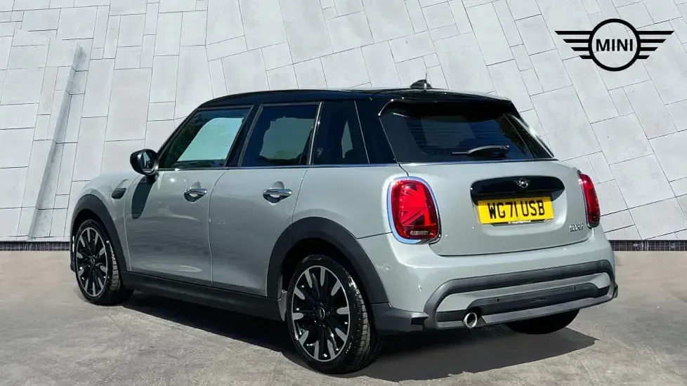 Used Mini Cooper Exclusive 136 HP (100 kW) 2021 Grey Hatchback