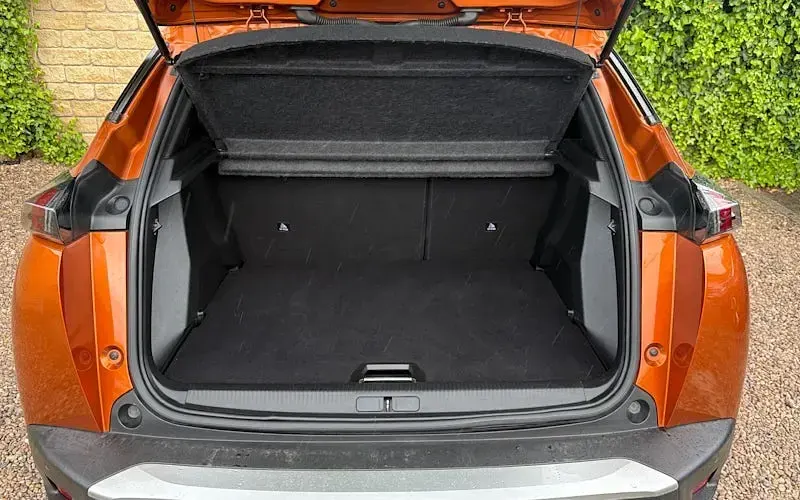 Used Peugeot 2008 Allure 131 HP (96 kW) 2021 Orange SUV