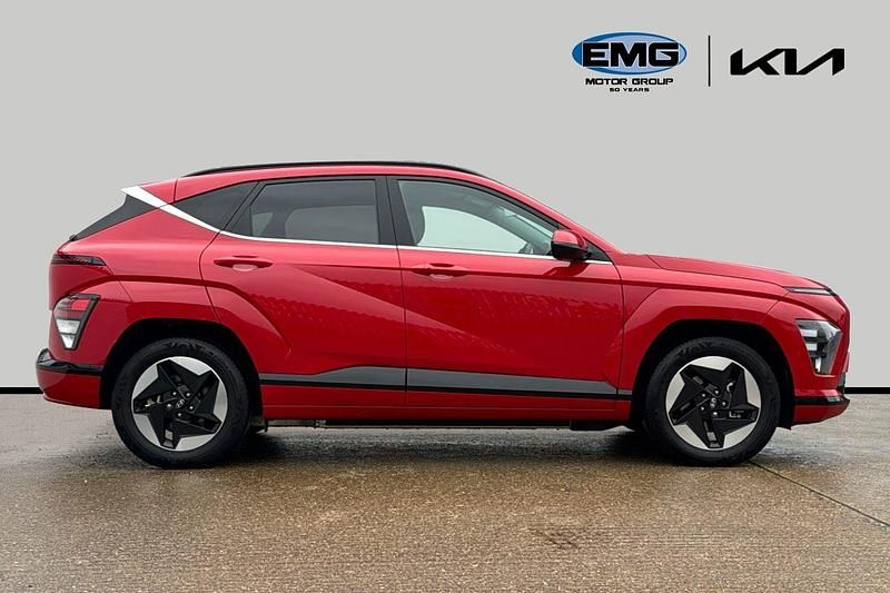 Used Hyundai Kona Advanced 114 kW (156 HP) 2024 Red SUV