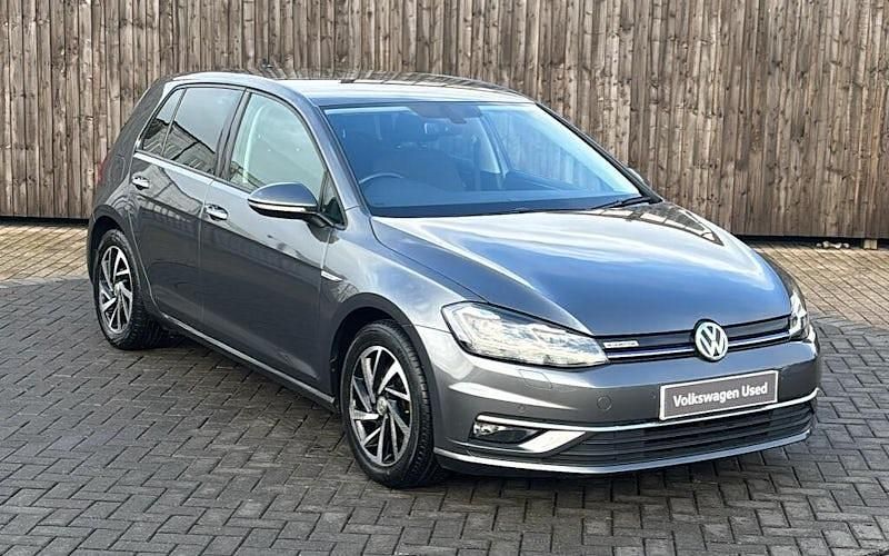 Used 2020 VW Golf VIII Edition Estate | £14,999 (Fair price) - Image 1/2