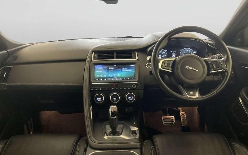Used Jaguar E-Pace R-Dynamic 300 HP (220 kW) 2020 SUV