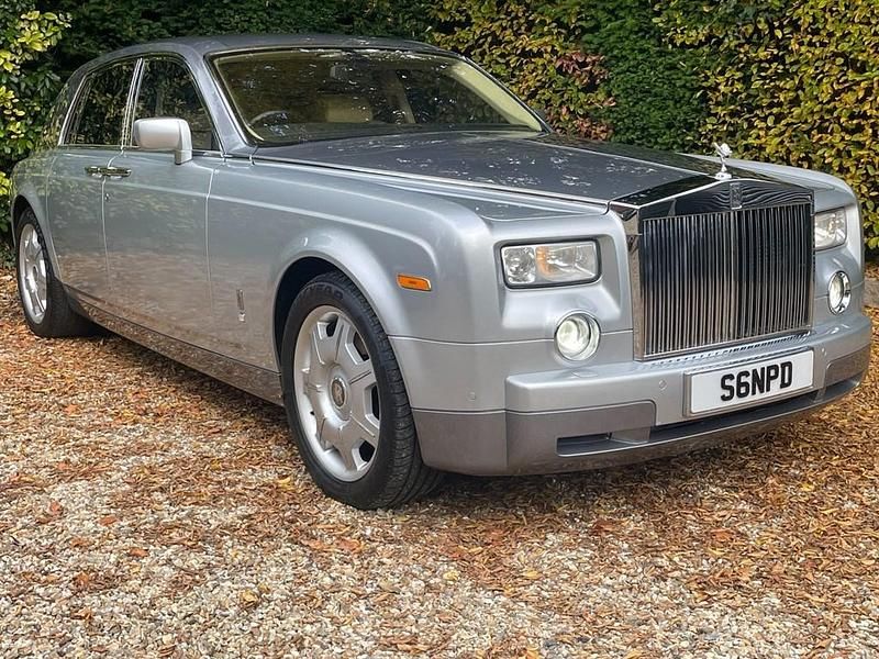 White Used 2004 Rolls Royce Phantom Sedan | £54,650 (A bit pricey) - Image 1/4