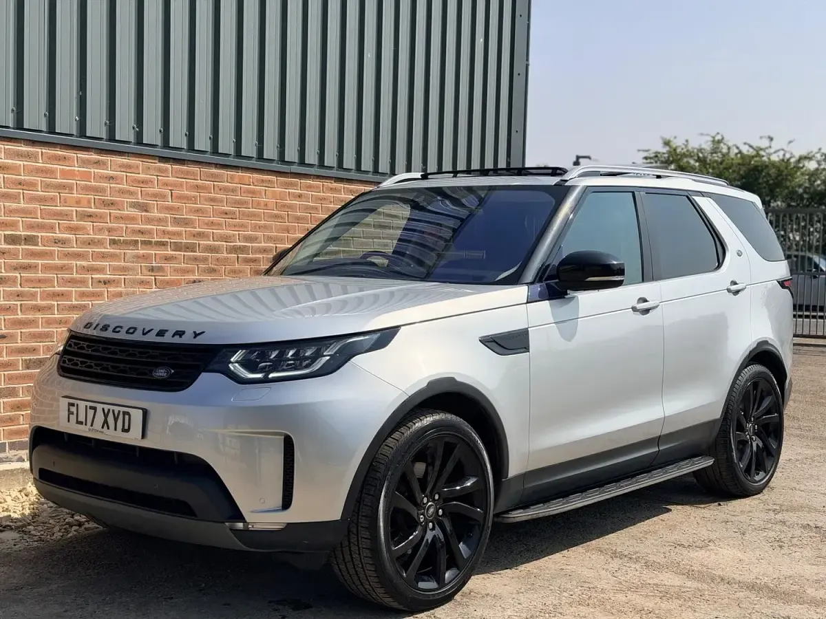 Used Land Rover Discovery 5 HSE 2017 Silver SUV