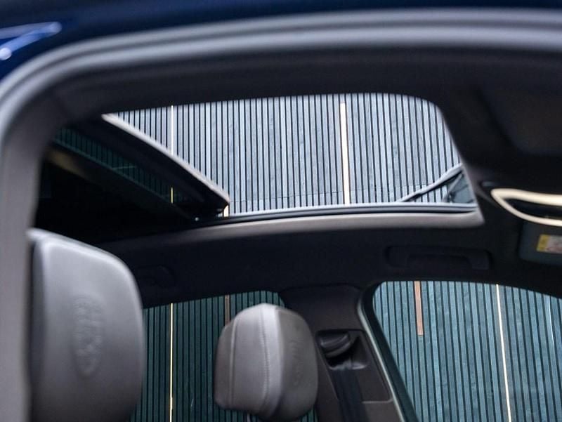 Used Porsche Macan 2022 Blue SUV