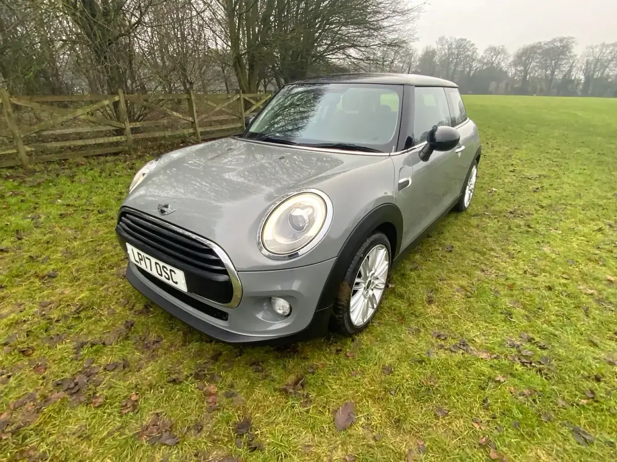 Used Mini Cooper D Hatch 116 HP (85 kW) 2016 Grey Hatchback
