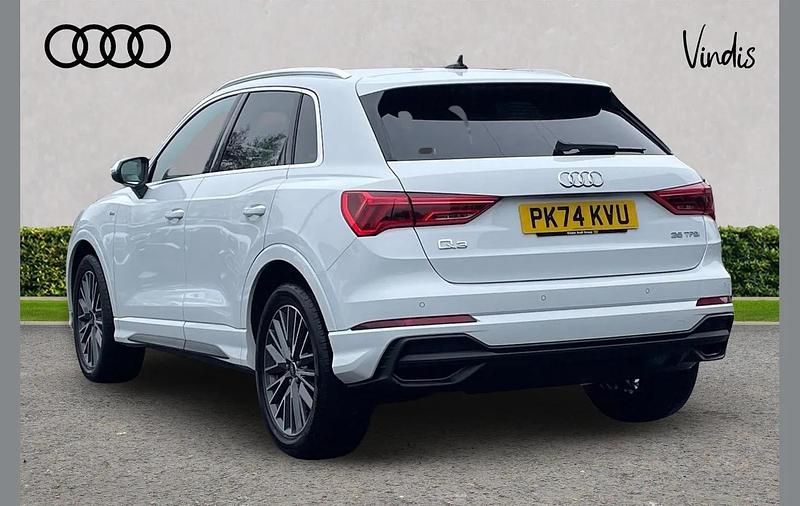 Used Audi Q3 S-Line 150 HP (110 kW) 2024 White SUV