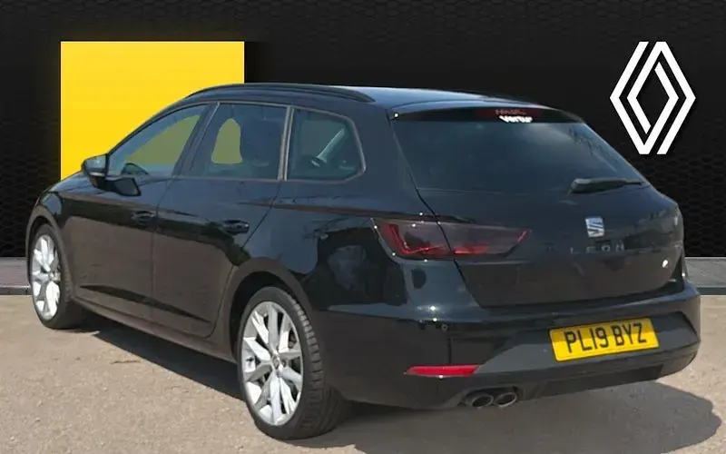 Used Seat Leon FR Sport 150 HP (110 kW) 2019 Black Estate