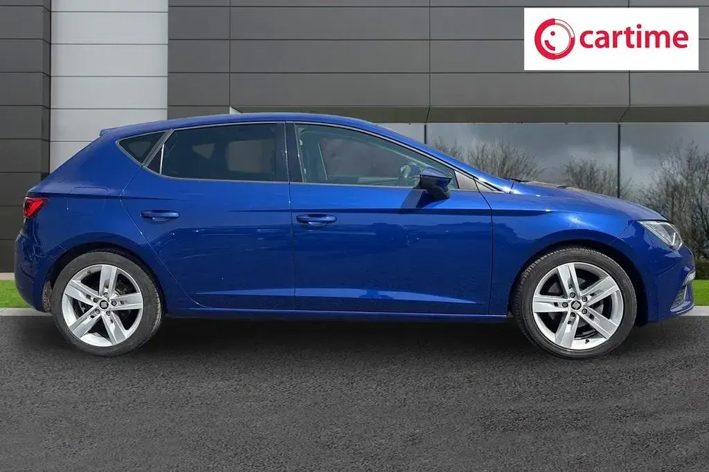 Used Seat Leon FR 150 HP (110 kW) 2020 Blue Hatchback