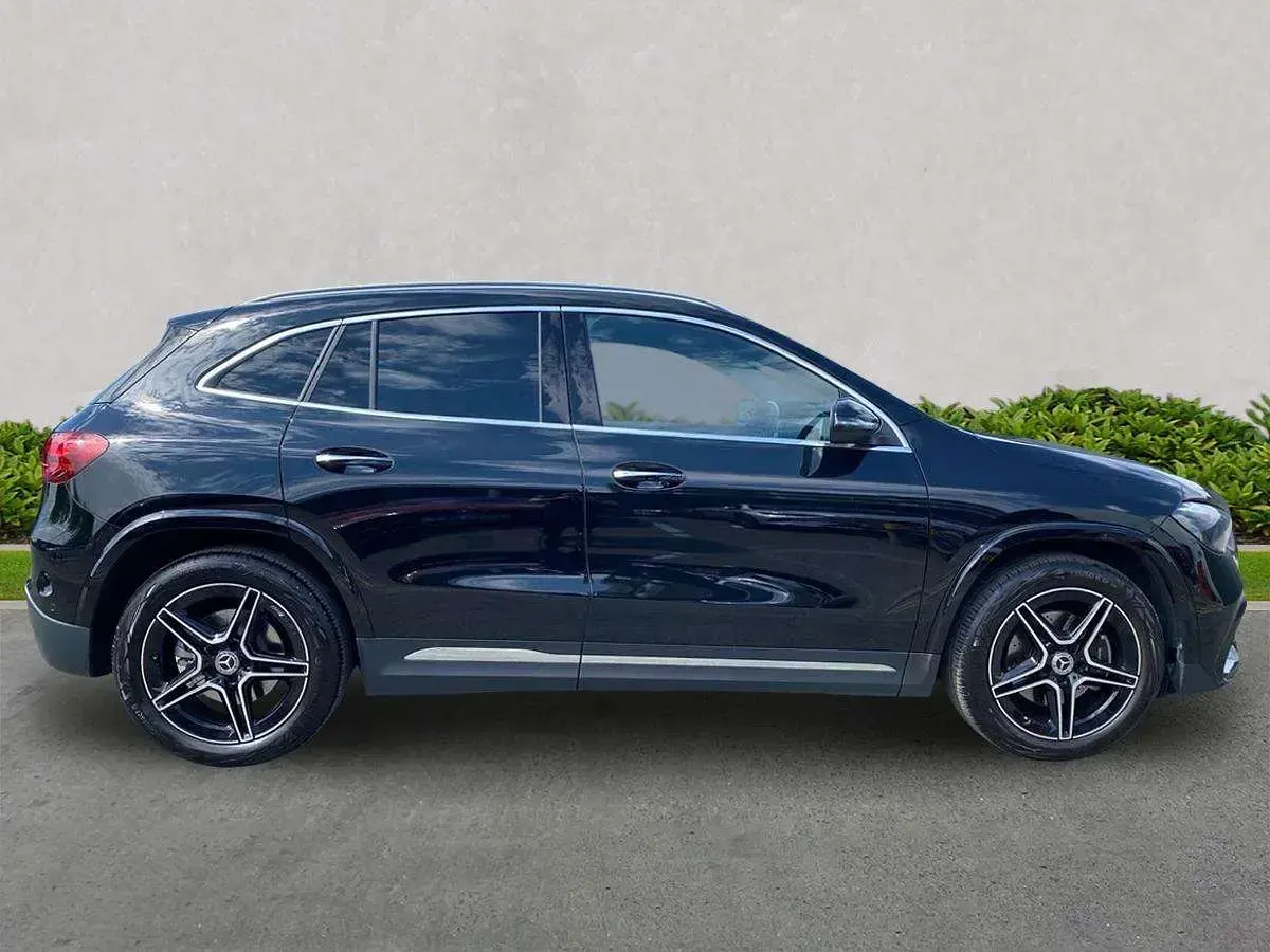 Used Mercedes GLA220 Executive 2026 Black SUV