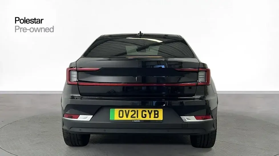 Begagnad Polestar 2 Pilot 300 kW (408 HK) 2021 Svart Halvkombi