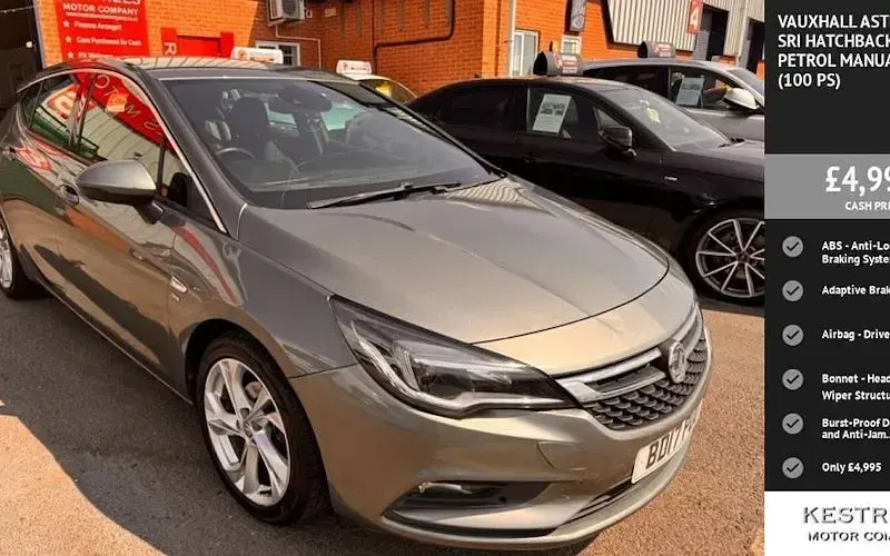 Used Vauxhall Astra SRi 101 HP (74 kW) 2017 Hatchback