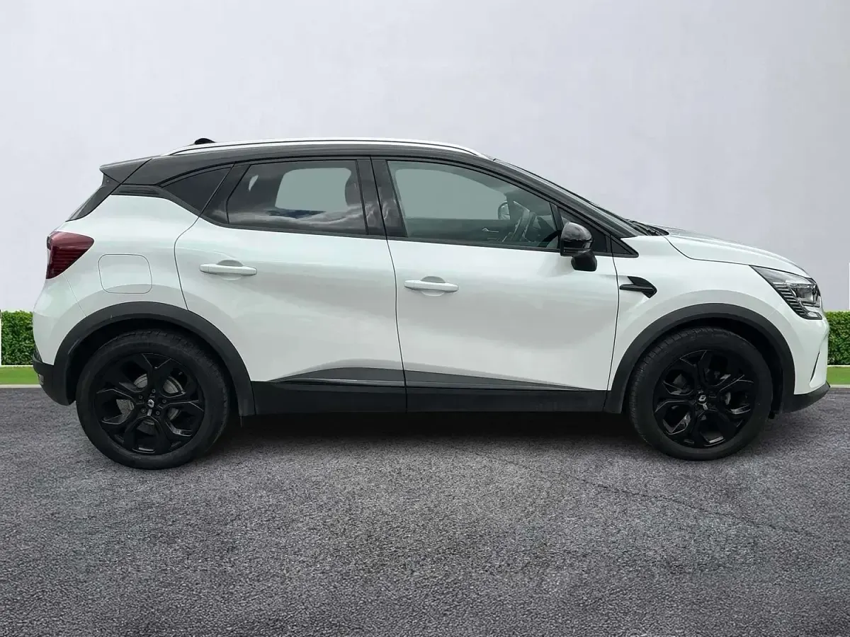 Used Renault Captur Rive Gauche 91 HP (66 kW) 2023 White/black SUV