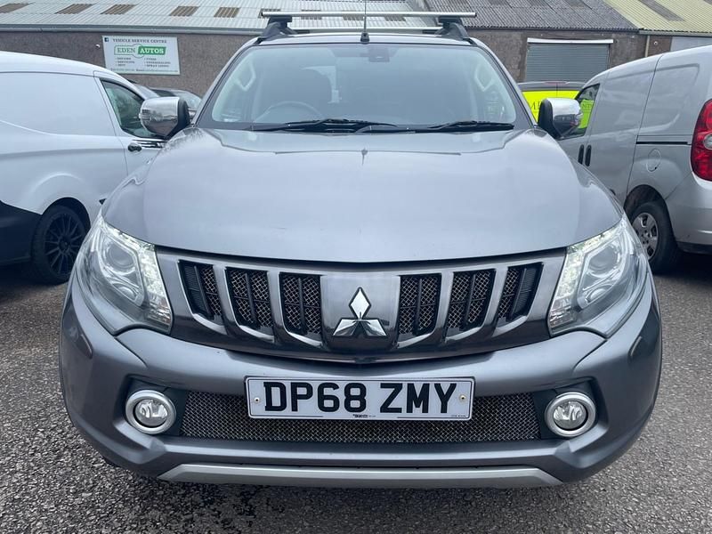 Used Mitsubishi L200 181 HP (133 kW) 2019 Grey Pickup