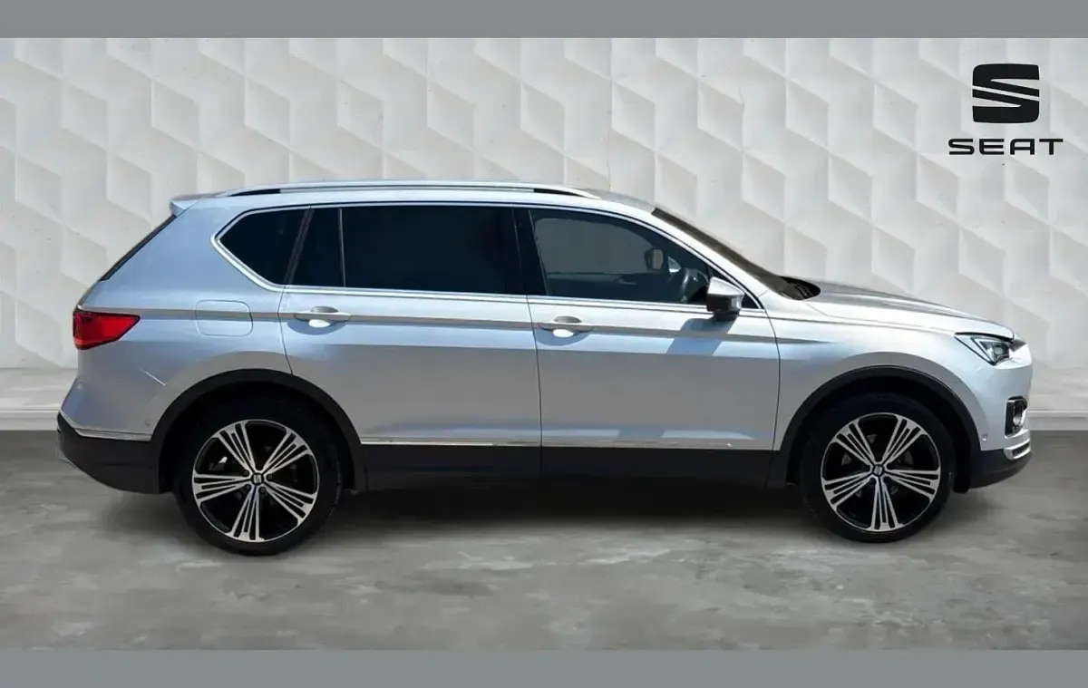 Używany Seat Tarraco XCELLENCE Lux 150 KM (110 kW) 2021 Srebrny SUV