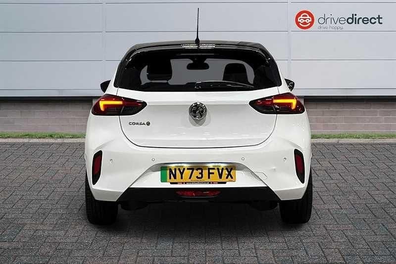 Used Vauxhall Corsa-e 100 kW (136 HP) 2024 White Hatchback