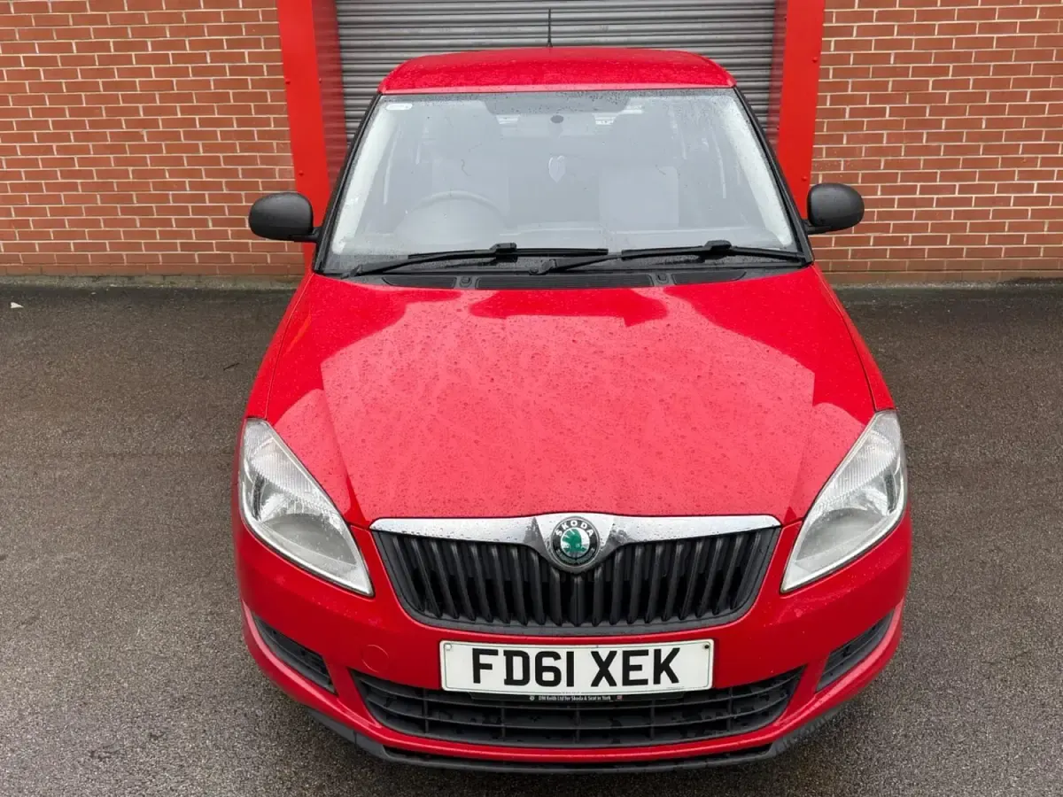Begagnad Skoda Fabia 2012 Röd Kombi
