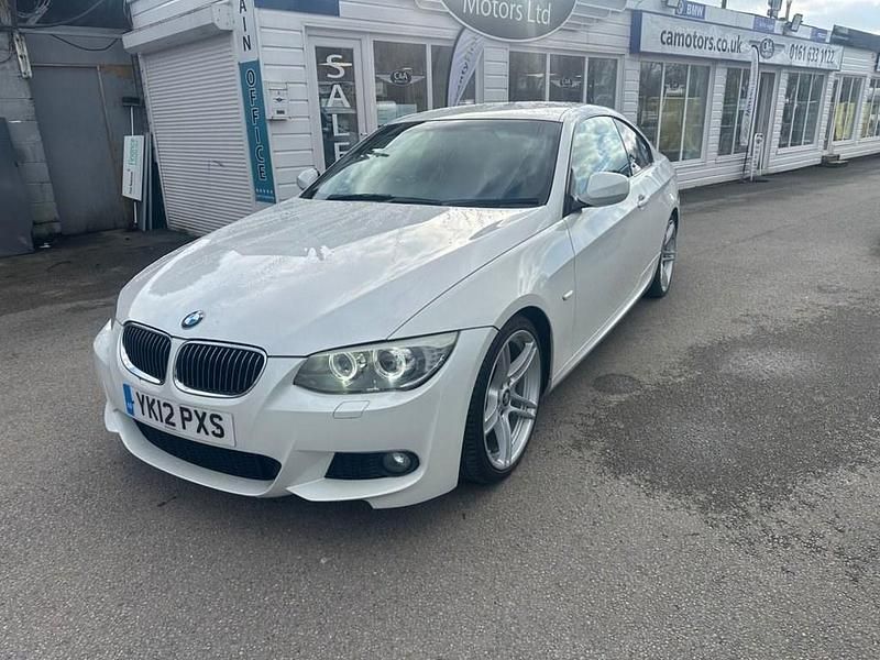 Used BMW 320 Sport Line 184 HP (135 kW) 2012 White Coupe