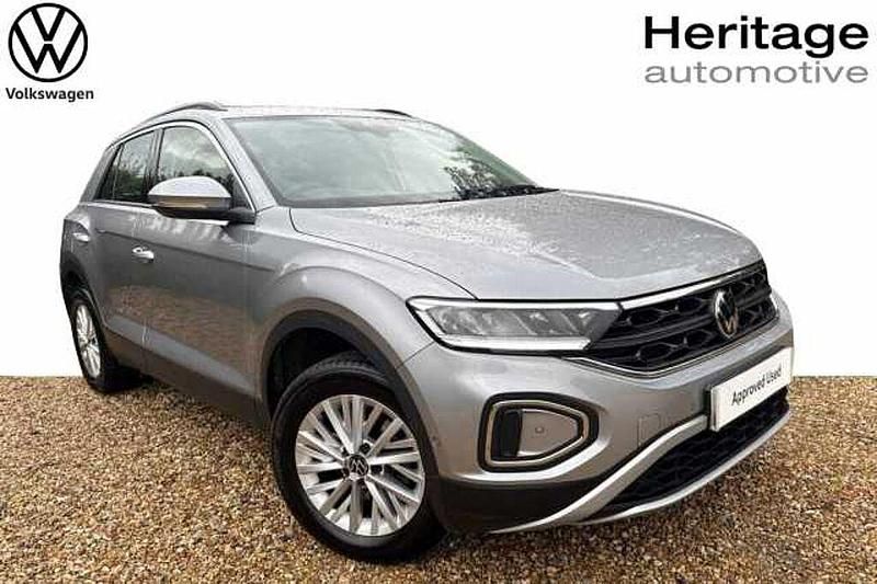 Used 2023 VW T-Roc SUV | £19,950 (Good price) - Image 1/4