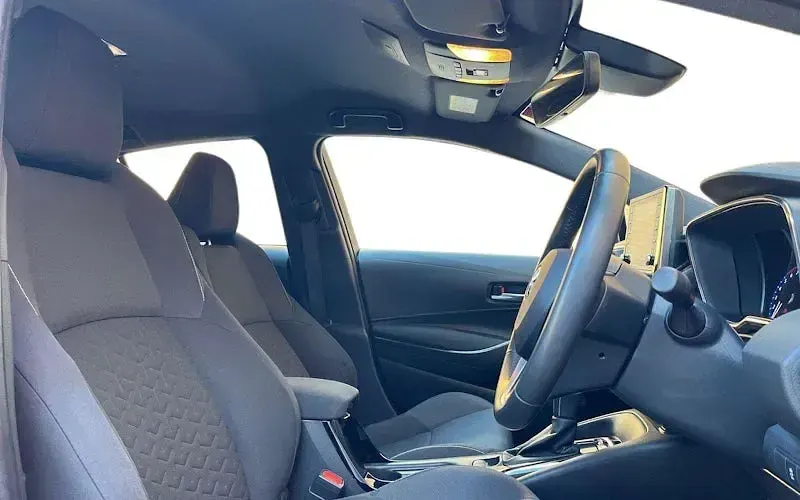 Gebraucht Toyota Corolla Design 122 PS (89 kW) 2022 Kleinwagen