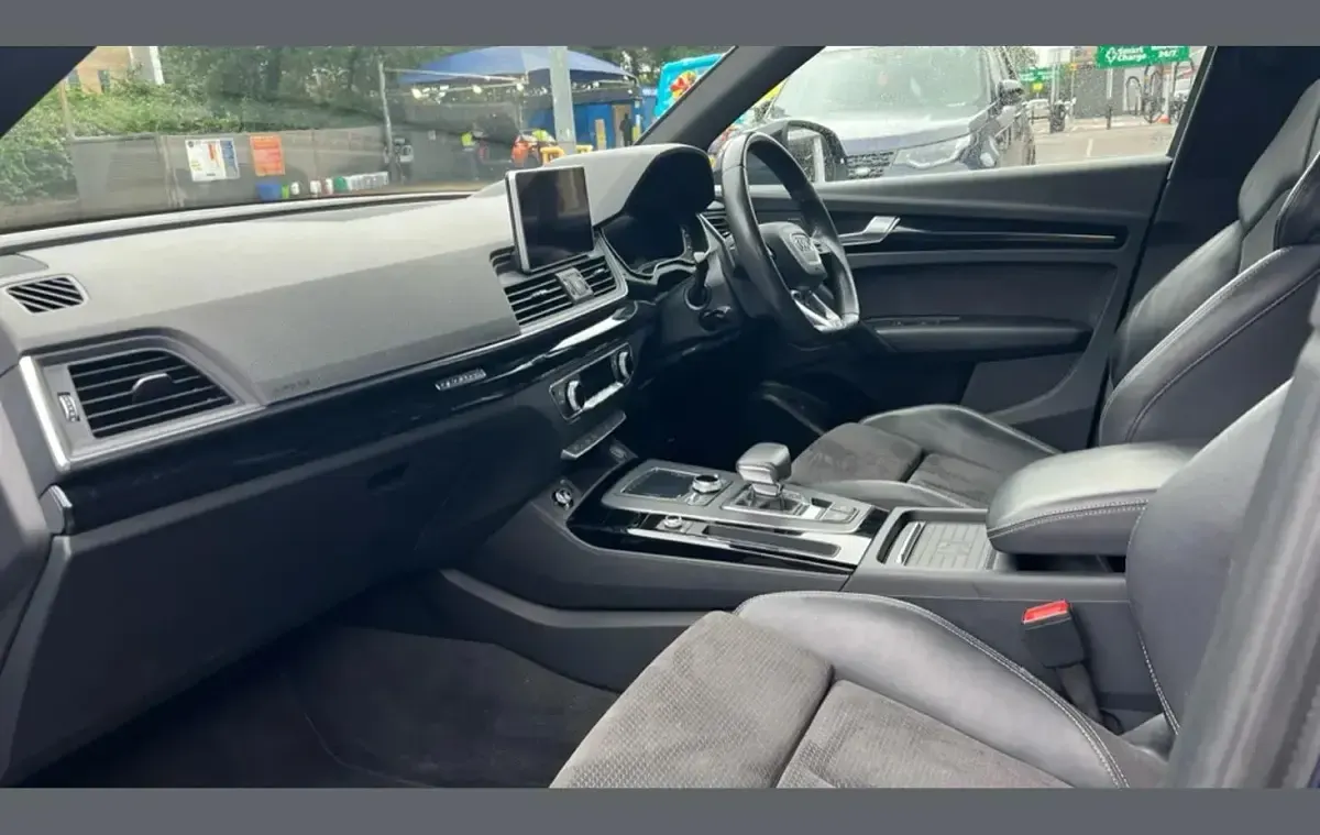 Used Audi Q5 Design 245 HP (180 kW) 2019 Blue SUV