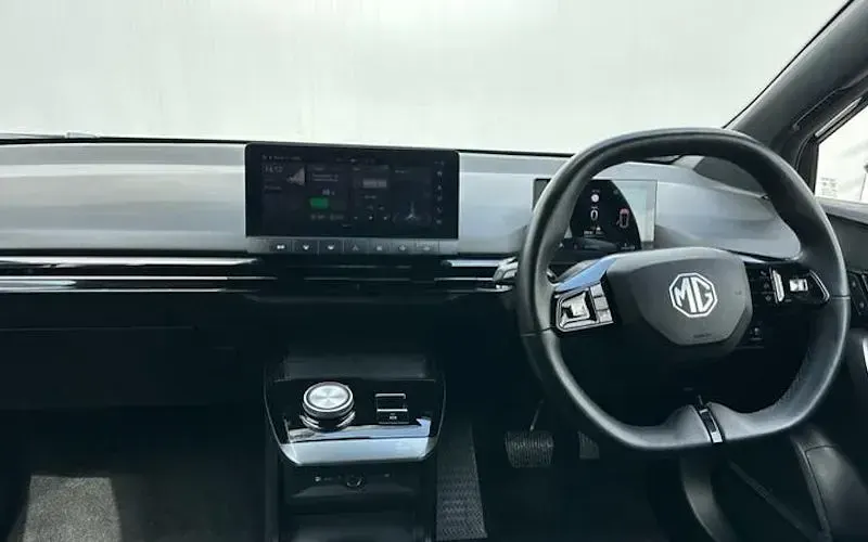 Used MG MG4 EV Trophy 150 kW (204 HP) 2025 Hatchback