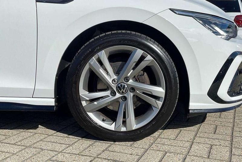 Used VW Golf VIII R-line 150 HP (110 kW) 2023 White Hatchback