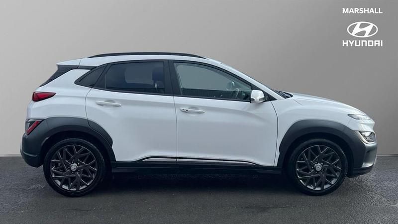 Used Hyundai Kona Ultimate 141 HP (103 kW) 2022 White SUV