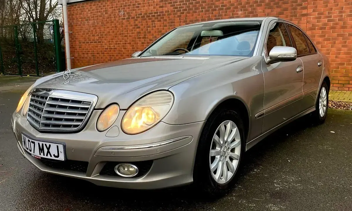 Used Mercedes E280 Elegance 190 HP (139 kW) 2007 Silver Sedan
