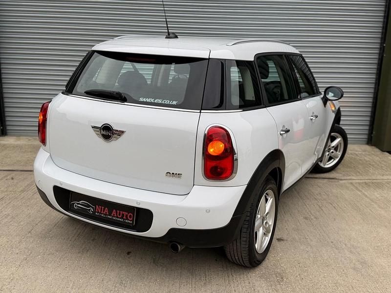 Used Mini One Countryman 2012 White SUV