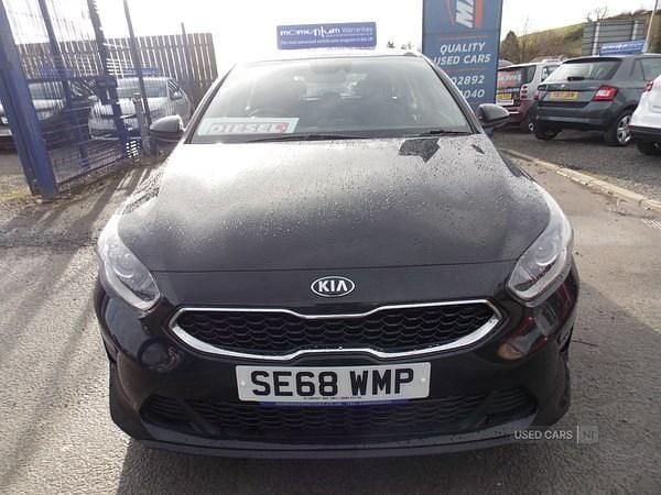 Used Kia Ceed 114 HP (83 kW) 2019 Black Hatchback