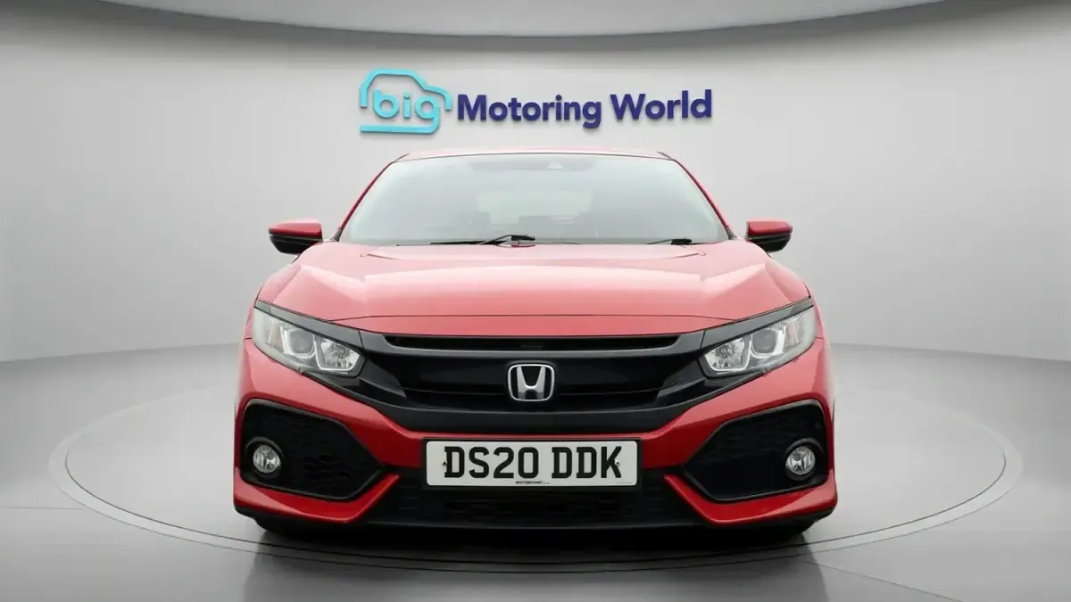 Used Honda Civic SR 2020 Red Hatchback