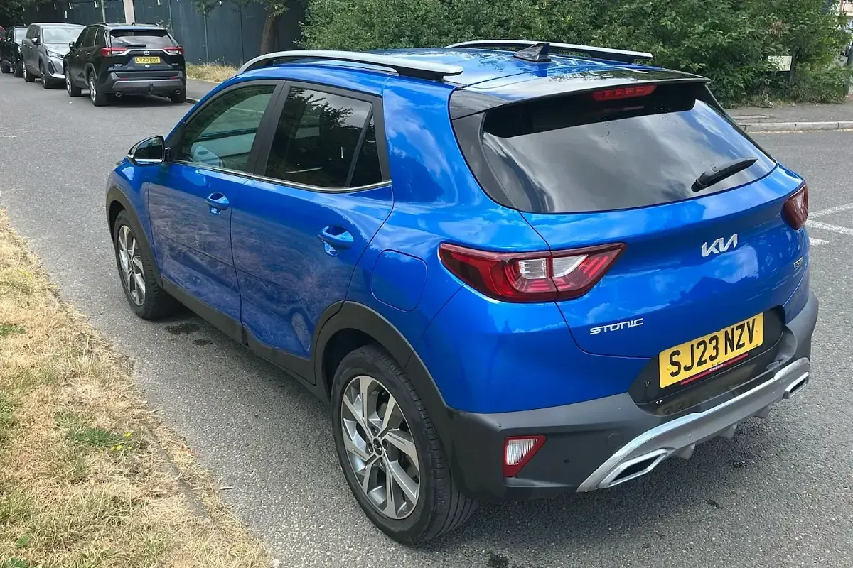 Used Kia Stonic GT-Line 118 HP (86 kW) 2023 Blue SUV