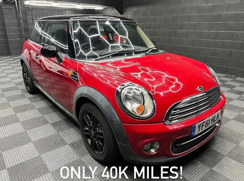 Used Mini Cooper Hatch 2011 Red Hatchback