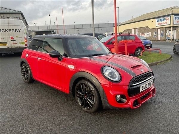 Red Used 2019 Mini Cooper S Hatch Hatchback | £14,495 (Fair price) - Image 1/1