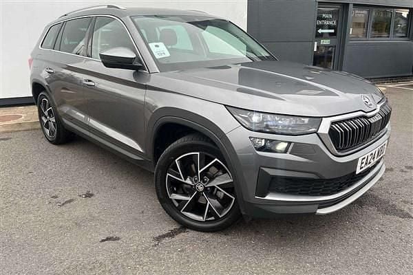 Graphite grey metallic Used 2024 Skoda Kodiaq SE L Executive SUV | £27,885 (Good price) - Image 1/4