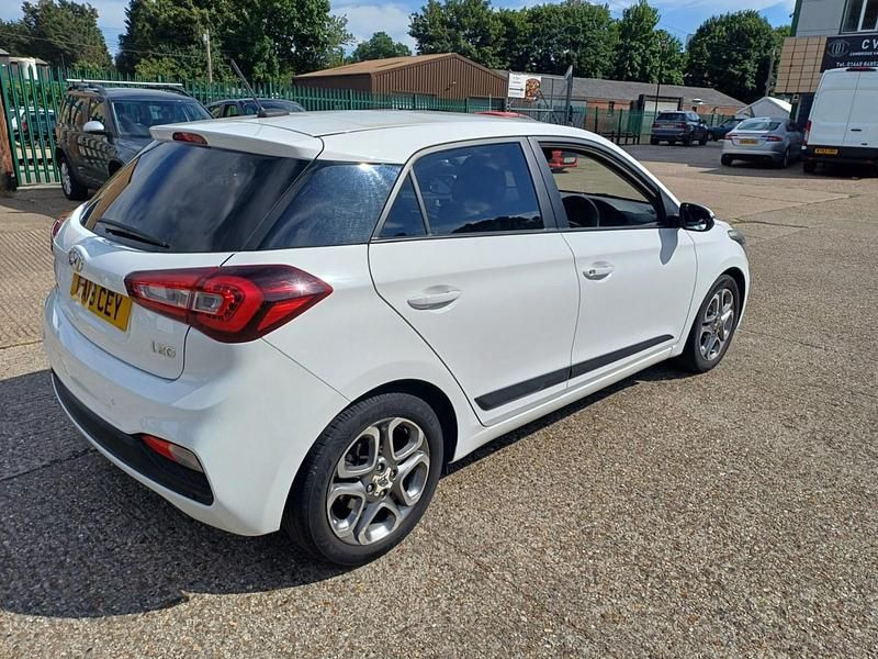 Używany Hyundai i20 Premium 2019 Biały Hatchback