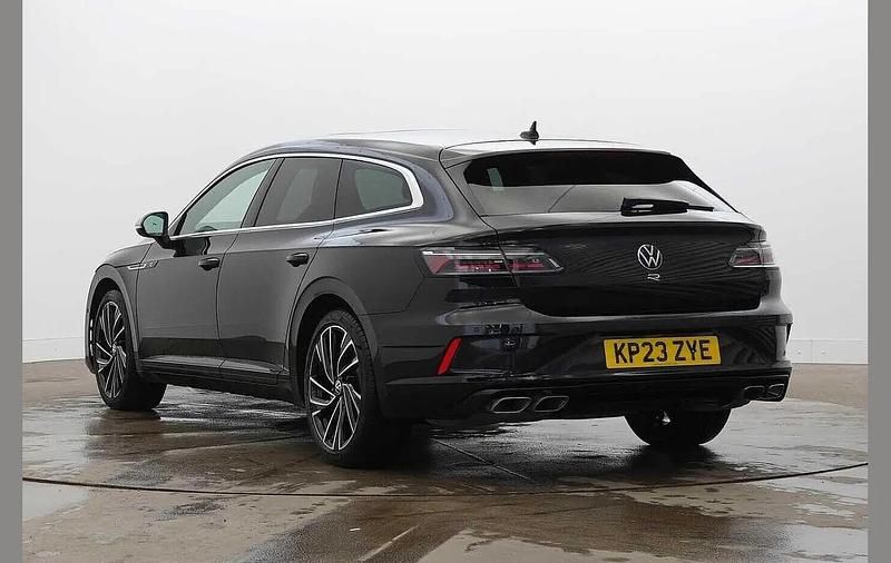 Used VW Arteon R 320 HP (235 kW) 2023 Black Estate