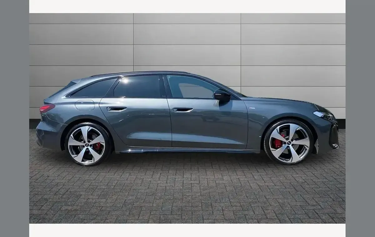 Used Audi A5 Advanced 204 HP (150 kW) 2025 Grey Estate